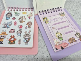 Libreta con stickers